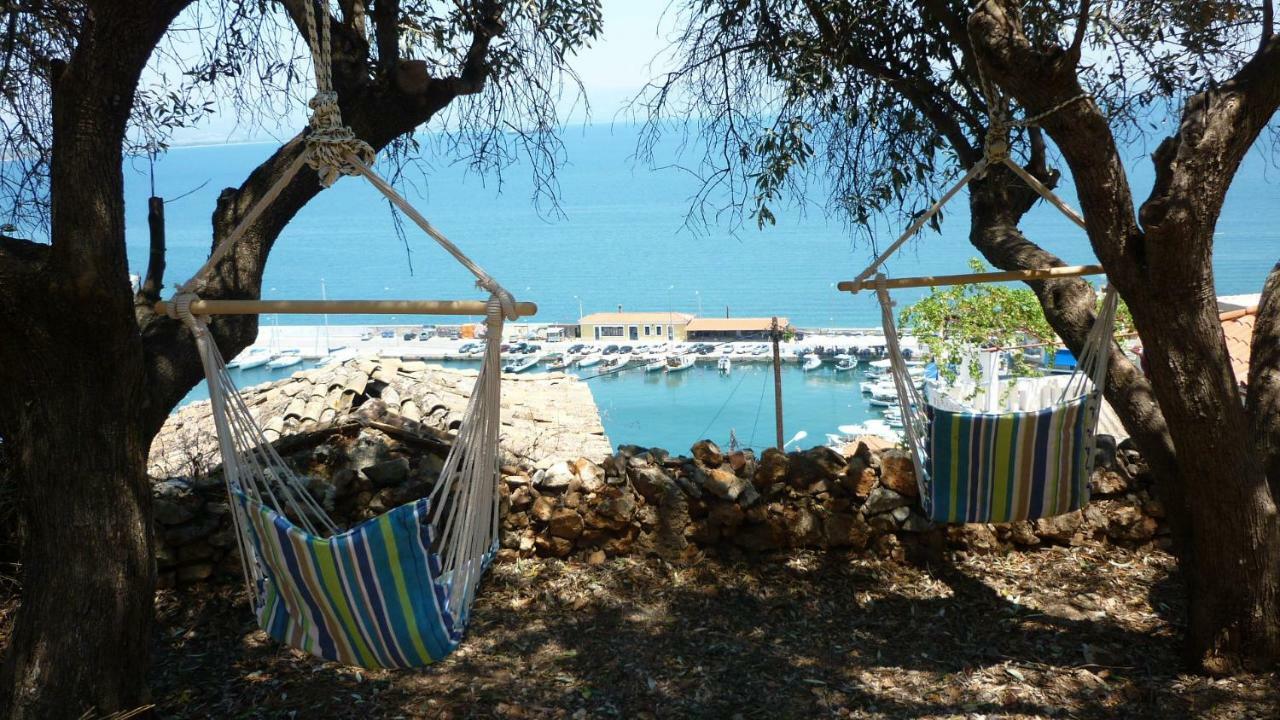 Big Blue Gytheio Traditional Stone Built Residence "Απέραντο Γαλάζιο" Πετρόκτιστη Κατοικία Esterno foto
